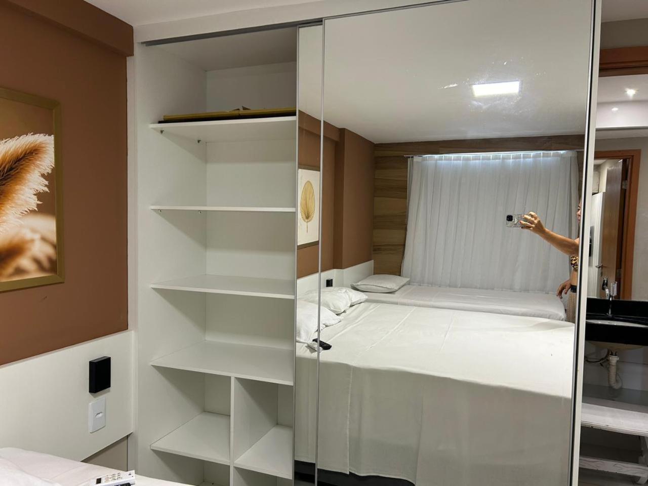 Apartamento Flat 502 Com Piscina Privativa - 02 Quartos *